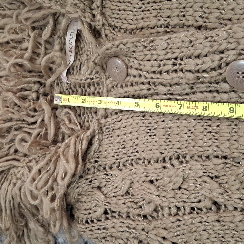 "CHELSEA AND VIOLET" SZ. L., Brown acrylic, button down cardigan. - Picture 13 of 16